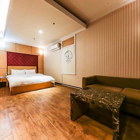 Coco Hotel Cheongju Exterior photo